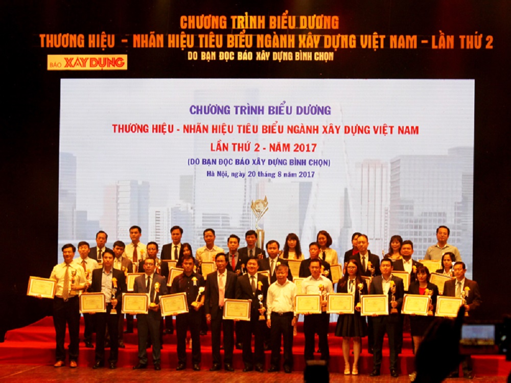 30 Thương hiệu tiêu biểu ngành Xây dựng Việt Nam 2017 tại lễ vinh danh