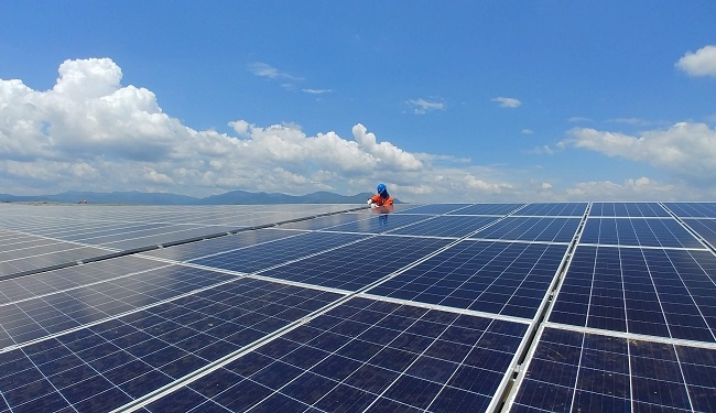 Điện mặt trời áp mái nhà máy Freetrend Industrial Việt Nam